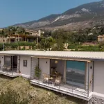 Lorraine's Boutique Lourdata (Kefalonia)