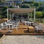 Lorraine's Boutique Lourdata (Kefalonia)