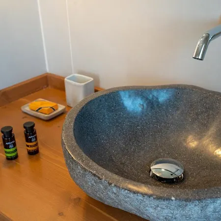 Lorraine'S Boutique Suites Appartamento Lourdata (Kefalonia)