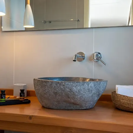 Lorraine'S Boutique Suites Appartamento *