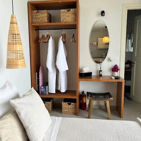 דירה Lorraine'S Boutique Suites