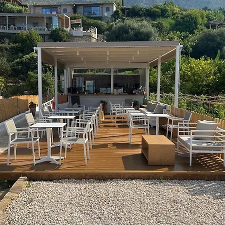 Lorraine'S Boutique Suites לואורדטה